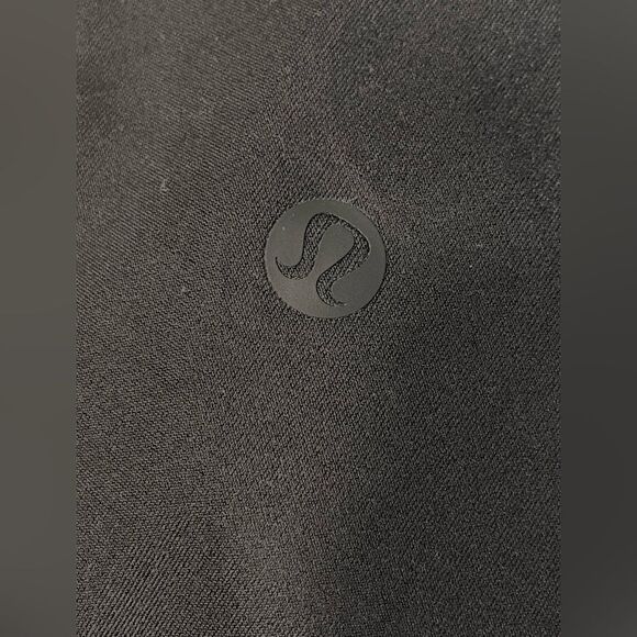 Lululemon Wundermost Ultra-Soft Nulu
High-Neck Sleeveless Bodysuit Black M - Picture 7 of 7